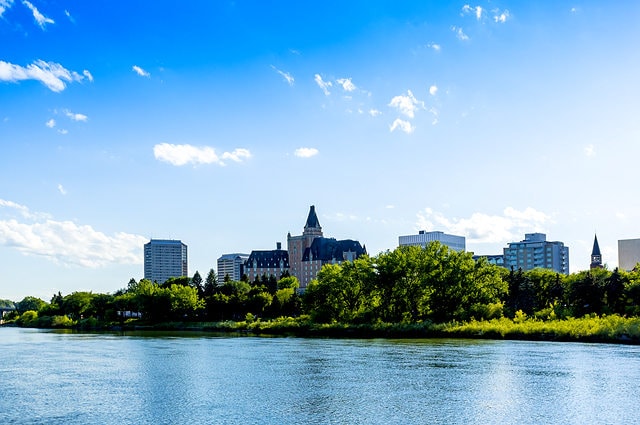 Saskatoon skyline window cleaner post image